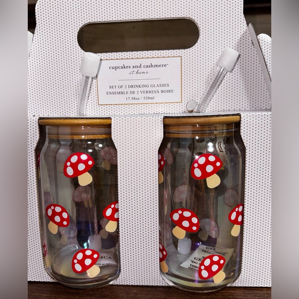 Super Cute 🥰 Mushroom Set of 2 Tumbler With Bamboo Lid And Glass Straw - N…